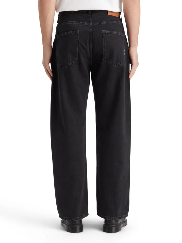 Essential The Pitch Loose Fit Jeans 8211 Black Buzz Black Buzz Men Scotch and Soda Essentials Essential The Pitch Loose Fit Jeans 8211 Black Buzz Black Buzz Men Scotch and Soda Essentials