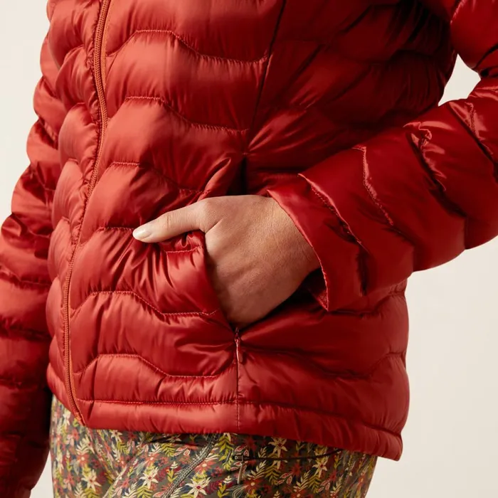 Ideal Down Jacket Iridescent Red Ochreburnt Bri Women Ariat Jackets and Vests Ideal Down Jacket Iridescent Red Ochreburnt Bri Women Ariat Jackets and Vests