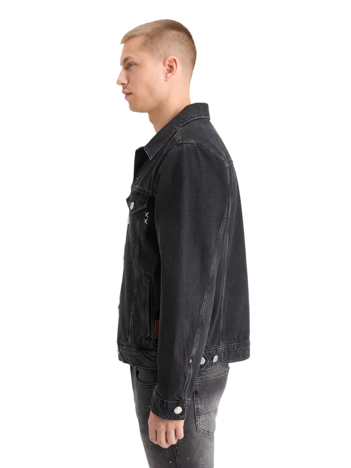 WASHED BLACK DENIM TRUCKER JACKET City Buzz Men Scotch and Soda Jackets and Coats WASHED BLACK DENIM TRUCKER JACKET City Buzz Men Scotch and Soda Jackets and Coats
